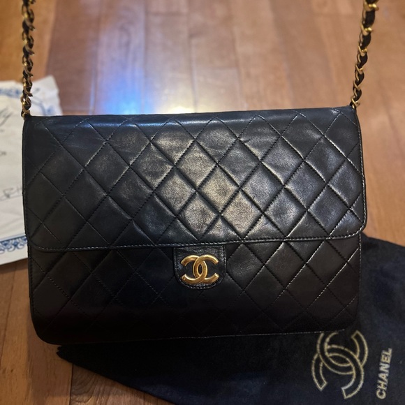 Authentic Vintage Chanel Handbag. $2,000.00 - Picture 2 of 16